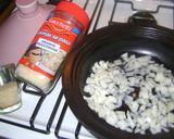 Foto del paso 4 de la receta: Cerdo cocinado en tajine con leche de coco y arroz