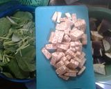 Foto langkah ke 1 dari resep Lodeh tempe, bayam dan terong.