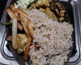 A picture of step 4 of Veg Sizzler with Yellow garlic sauce.