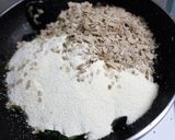 A picture of step 2 of Poha Sooji Dosa.