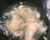 Foto langkah ke 3 dari resep Ayam Goreng Bawang Khas Batam Kepri.