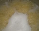 A picture of step 2 of Seffa with Chicken.