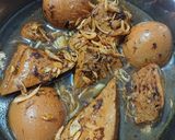 Foto langkah ke 4 dari resep Semur Tahu Telur khas Betawi.