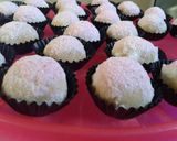 Foto langkah ke 5 dari resep Putri Salju Jadul ekonomis in Pink.