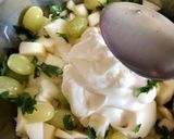 Φωτογραφία βήματος 2 της συνταγής 🥗Κοτόπουλο με μήλο σταφύλι και μαγιονέζα light