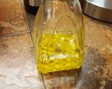 Foto del paso 1 de la receta: Aceite para tostadas de ajo