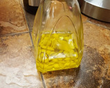 Foto del paso 1 de la receta: Aceite para tostadas de ajo