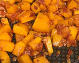 Foto del paso 3 de la receta: Garbanzos con calabaza en olla a presión
