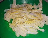 Foto del paso 1 de la receta: Fajitas de filetes de pescado con pimientos y cebolla blanca