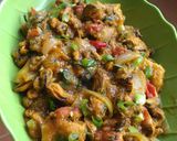 Foto langkah ke 4 dari resep Kerang Tahu Saos Padang.