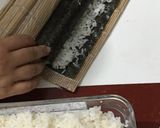Foto del paso 18 de la receta: Norimaky (rollo con el alga cubriéndolo) y uramaky (con el alga por dentro) - Sushi