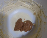 Foto del paso 4 de la receta: Bracito de crema de praliné de avellanas y compota de caqui cubierto de yema quemada (sin gluten)