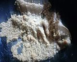 A picture of step 1 of Layali lubnan/semolina labnese pudding.