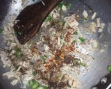 A picture of step 3 of Chicken floral patties.