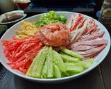 A picture of step 1 of 撈起 撈起 Lo Hey Salad.