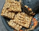 Foto langkah ke 2 dari resep Sambel Tempe Kemangi.