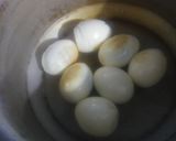 A picture of step 2 of Anda aloo gravy.