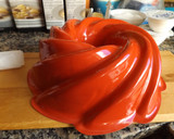 Foto del paso 1 de la receta: Bundt cake navideño de clementinas con glaseado de rosas