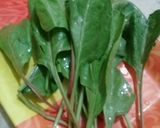 A picture of step 2 of Palak crispy pakoray.