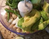 A picture of step 1 of Avocado hummus.
