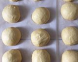 Foto langkah ke 6 dari resep Donat Empuk Tanpa Kentang.
