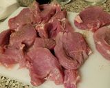Foto del paso 3 de la receta: Solomillo de cerdo con salsa de ratafía y pimienta negra