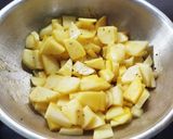 A picture of step 3 of Maharashtrian aamti bhat batatyachya kachrya.
