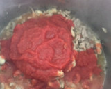 Foto del paso 4 de la receta: Noodles con carne picada, setas y tomate : cuatro