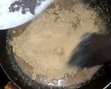 A picture of step 5 of Biscuit Ladoos.