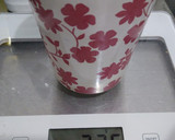 Foto del paso 1 de la receta: Medidas de harina integral y azúcar común en gramos, en diferentes tazas
