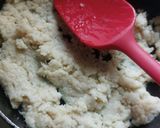 A picture of step 1 of Kesar Pistachio Mawa Modak.