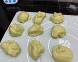Foto langkah ke 5 dari resep Roti Kasur Kental Manis Matcha.