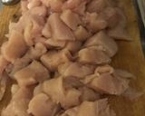 Foto del passaggio 1 della ricetta Pollo al curry velocissimo