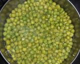 मटार उसळ (matar usal recipe in marathi) रेसिपी स्टेप 1 फोटो 