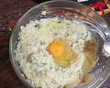 Foto del paso 2 de la receta: Pastel de merluza y coquinas con mayonesa en microondas