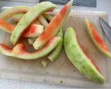 Foto del paso 1 de la receta: Encurtido de cáscaras de sandía 🍉