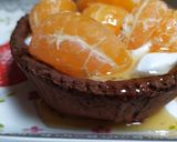 Foto del passaggio 3 della ricetta Crostatine di cioccolato fondente,panna montata,polpa di caco e mandarini
