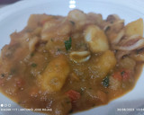 Foto del paso 8 de la receta: Calamar estofado con pasta de curry rojo