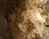 बटर  चोको चिप्स नानखटाई (butter choco chips nankhatai recipe in marathi) रेसिपी स्टेप 2 फोटो 