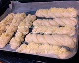 Csavart szezámmagos sajtos kifli Zsanette módra recept fázis 2 fotója