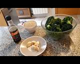 Foto del paso 1 de la receta Salteado de Quinoa y Brócoli