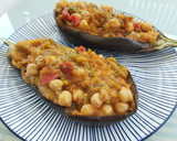 Foto del paso 1 de la receta: Berenjenas rellenas de pisto con garbanzos