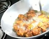 A picture of step 3 of Louki Pakoda/kofta Curry.