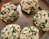 A picture of step 5 of Palak poha tikki.