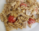 Foto del paso 5 de la receta: Pasta con pollo, trufa y queso feta