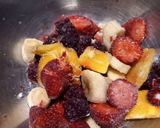 Foto del paso 2 de la receta: Helado con frutas de estación