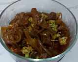 Foto langkah ke 5 dari resep Tumis Daging Sapi Kembangkol.