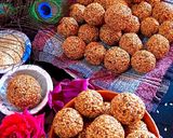 तिल लड्डू (Til Laddu recipe in Hindi) रेसिपी चरण 5 फोटो