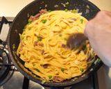 A picture of step 12 of Fettuccine alla Papalina.