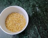 A picture of step 1 of Sweet Pongal.